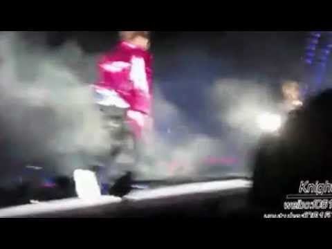 120609 DJ Got Us Falling In Love Again D.O focus