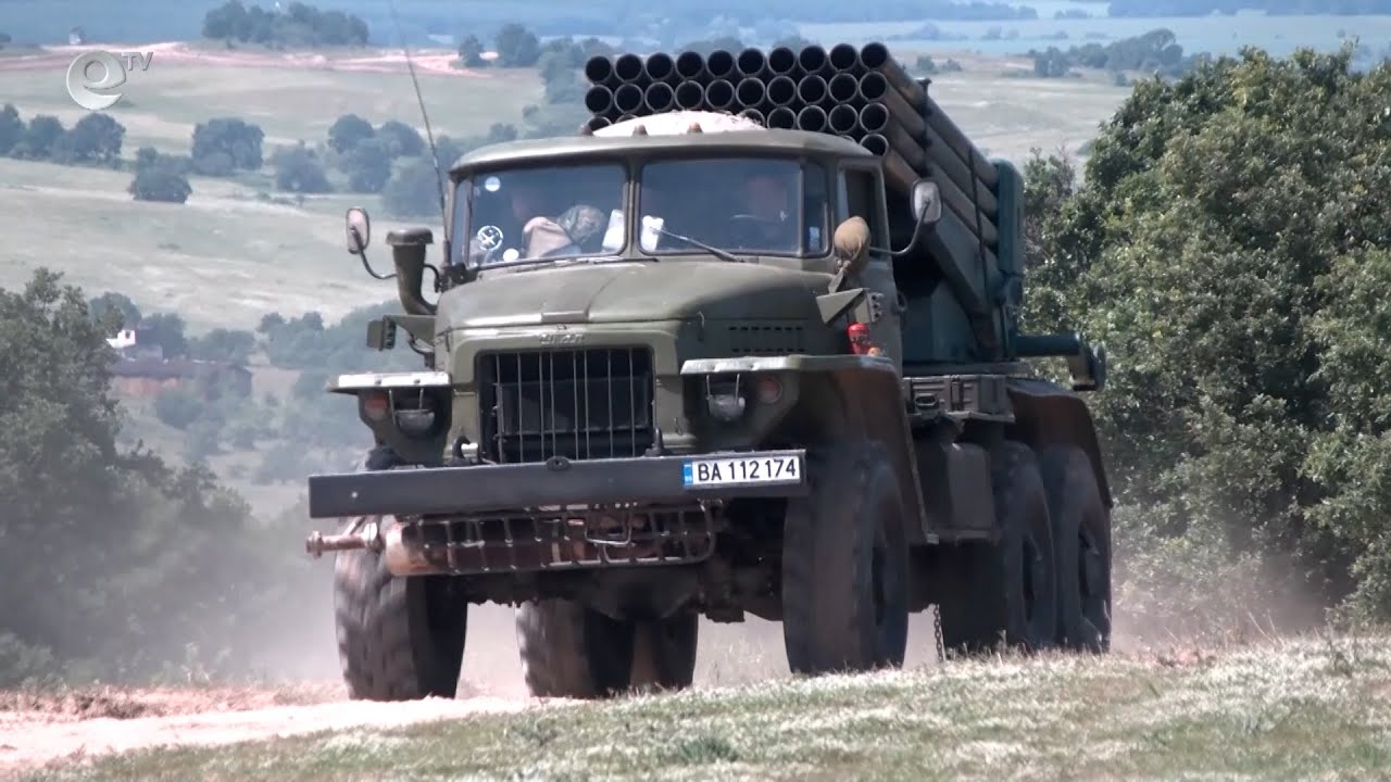 400 военнослужещи демонстрираха настъпателни бойни действия на полигона в Корен