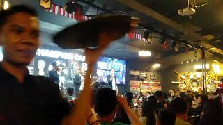 Download lagu Didia rokkaphi versi nabasa trio,sampai pecah tiga oktaf.. mp3 Download lagu Didia rokkaphi versi nabasa trio,sampai pecah tiga oktaf.. mp3