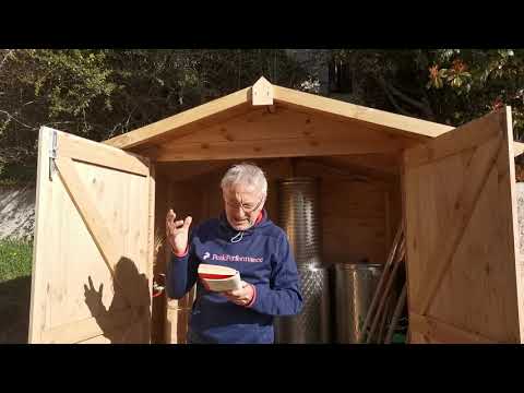 Tu che mi guardi tu che mi racconti. Scegliere, se si può, il proprio destino.