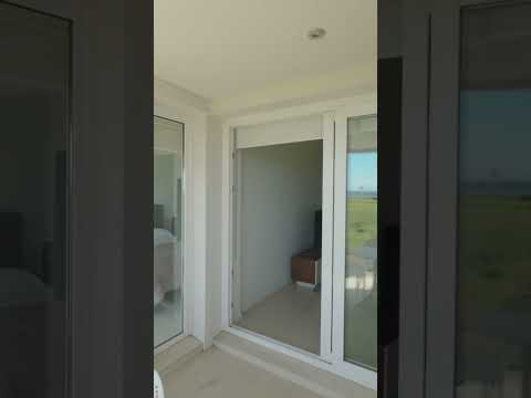 Video de YouTube - Apartamento en Venta de 1 dormitorio con Piscina y Garage en Pinares, Maldonado