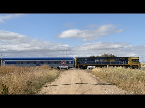 2AM8  "The Overland" Passenger Train To Melbourne - PoathTV Australian Railways
