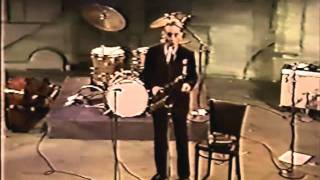 Lee Konitz:  Bird Lives at Jack Kleinsingers Highlights in Jazz