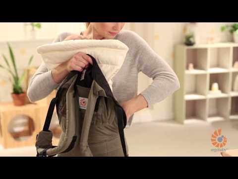 How Do I Use Infant Insert? | Newborn | Performance Baby Carrier | 2014 | Ergobaby