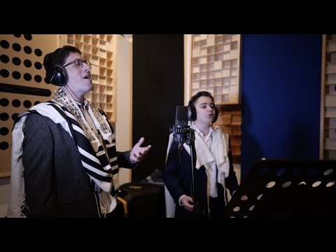 Friday Night Medley - Jeremy Dahan & Eitan Freilich **  Carlebach Clip