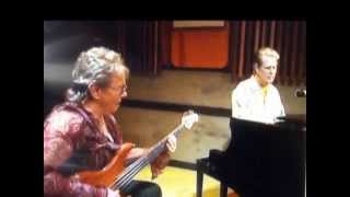Brian Wilson &amp; Carol Kaye : Good Vibrations