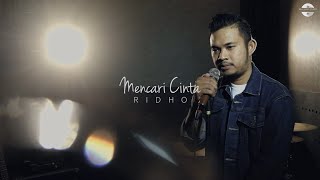 Download lagu Mencari Cinta - NOAH ft. BCL (Cover by Ridho) | MLDSPOT Studio Session! mp3