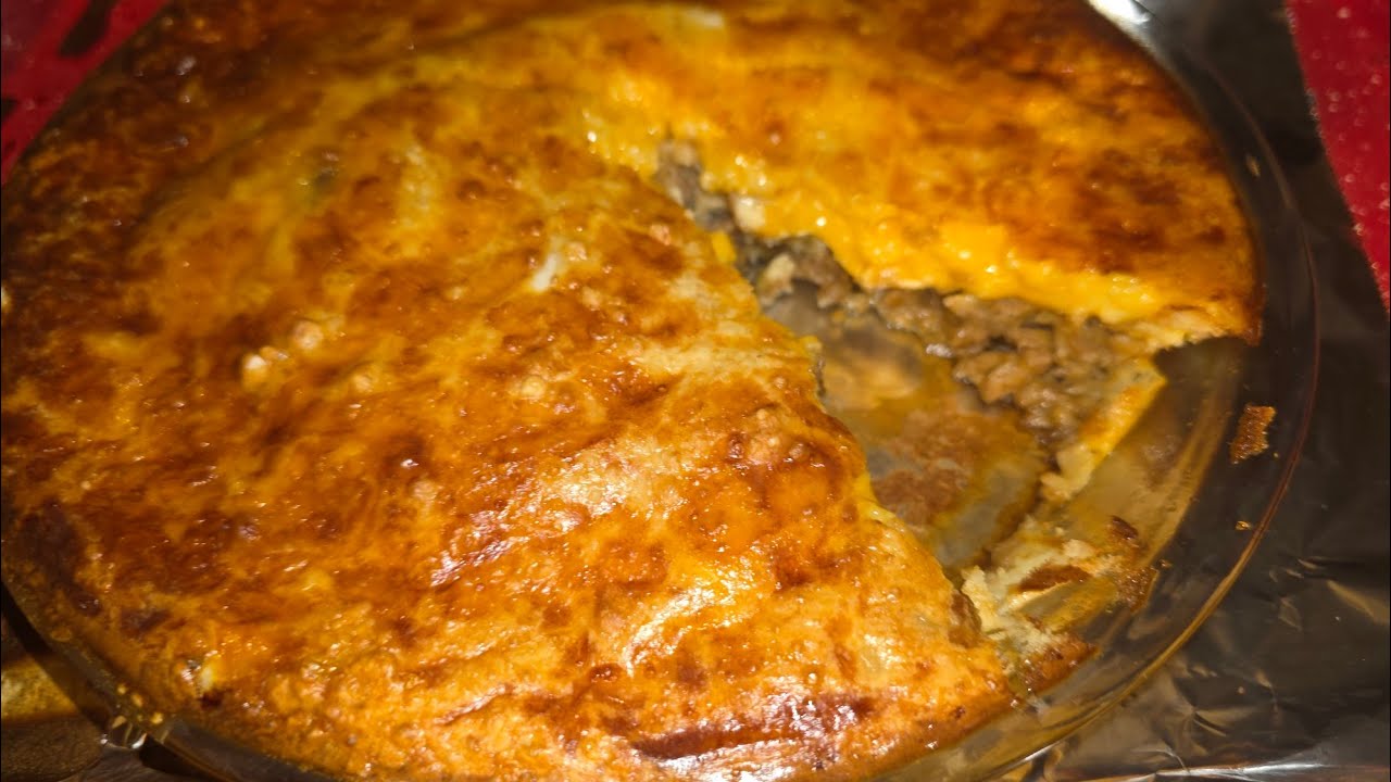 Impossibly Easy Cheeseburger Pie Vintage Recipe from Bisquick
