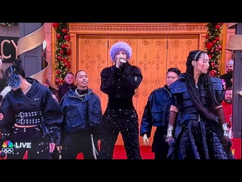 KPOP Demon Hunters Golden LIVE HUNTR/X at the Macy’s Thanksgiving Parade 2025 in New York City