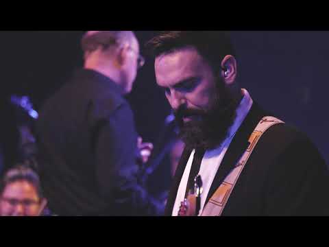 Los 80 sinfónico - ¿Que hace una chica como tú en un sitio como este?