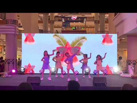 Cover dance competition “Central Chiangmai Airport PAO.1 ทีม The rainbowz