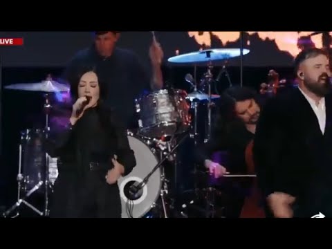 The Blessing - Cody Carnes, Phil Wickham, Brandon Lake, Chris Tomlin and Kari Jobe