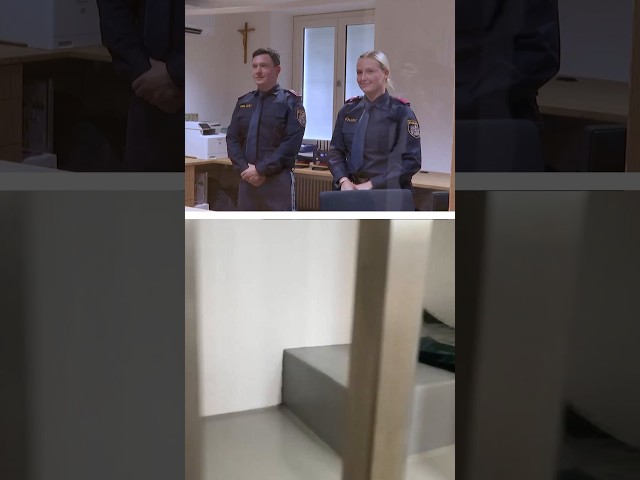 Vídeo relacionado con Hitler e il nazismo magico. Le componenti esoteriche del Reich millenario (Libertaria)