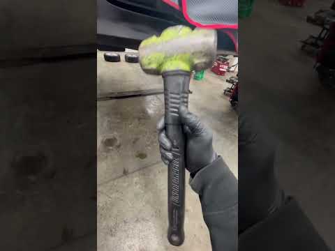 Wilton sledge hammer
