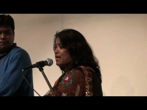 Niklo na benaqab zamana kharab hai - Gazal