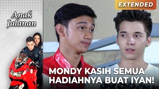 Download lagu MENANG BALAPAN! Mondy Kasih Semua Uangnya Buat Iyan Pindah Sekolah | ANAK JALANAN | EPS.32 Part 4/5 mp3