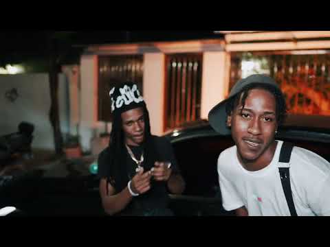 @YoungMalii Ft Lil Broski - Triplete (Official Music Video).