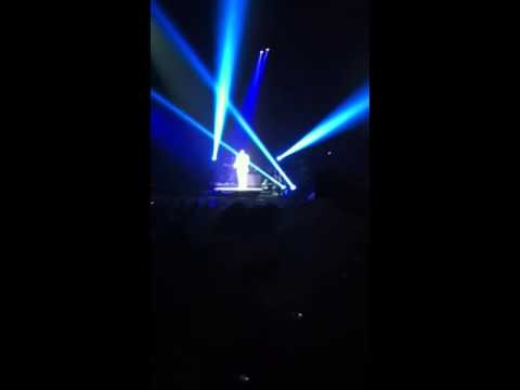 Curtis Finch Jr. (American Idol Live Tour 2013)