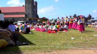 preview picture of video 'Mata'utu - tanečníci 3 - oslavy Dne teritoria | Wallisian Dancers - The Terriotry Day'