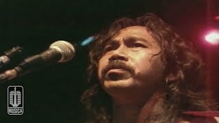 Download lagu SWAMI - Badut (Visual Concert) mp3 Download lagu SWAMI - Badut (Visual Concert) mp3