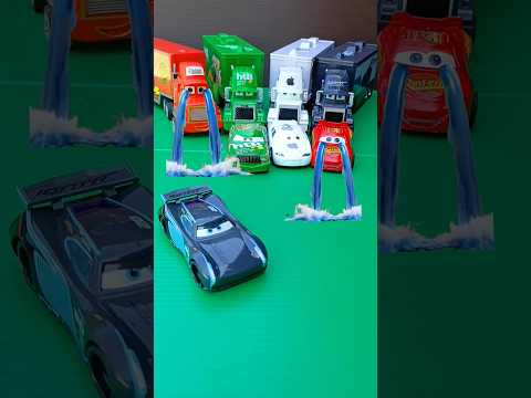 Lightning mcqueen Or Jackson Storm? Pixar Cars #toys #pixarcars #cars #mcqueen #mcqueencars #cartoys