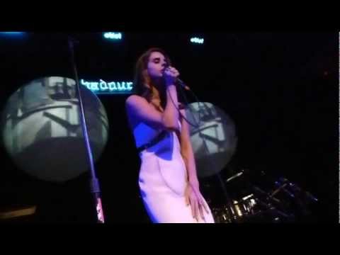 Lana Del Rey - Million Dollar Man LIVE HD (2011) Hollywood Troubadour