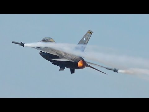 RIAT '23 countdown 3 - Hellenic Viper display