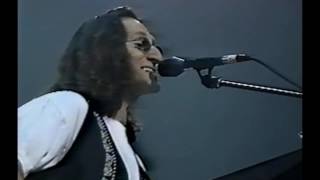 Rush - The Analog Kid - Live 1993 (Old version, new HQ link in description)