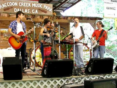 Steel String Session (Senor - Tales of Yankee Power) Raccoon Creek Bluegrass Festival, Sept 2010.AVI