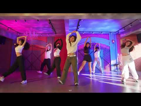 PRETTY SUITE - RUNKUS x CHRONIXX x TODDLA T | BELLCHYNT (CHOREOGRAPHY)