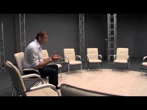 Алексей Навальный встретился для обсуждения наболевших тем. Другие видео со встреч по темам: Образование: http://www.youtube.com/watch?v=fM1aXboTXpE Здравоох...