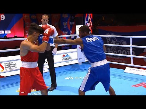 Round of 32 (63kg) SHTIWI Ahmad (ISR) vs DE OLIVEIRA Wanderson (BRA) /AIBA World 2019
