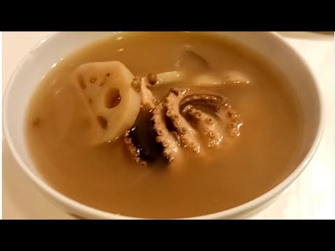 Lotus Roots with Mung Beans in Dried Octopus Soup