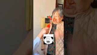 Download lagu Grandpa was immediately hit by Grandma's ultimate😂 mp3