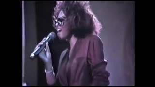 Whitney Houston tribute to Diana Ross  Hold Me ( In Your Arms ) ,1987