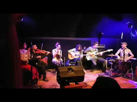 Mi sonrisa dormida -  Azuleo live @ Hangar49 Berlin