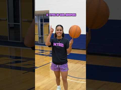 Female basketball players 🏀💅🏽