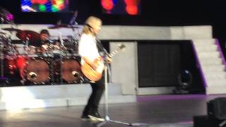 Styx live at Santa Barbara Bowl Tommy Shaw guitar solo