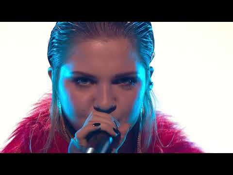 Loreta Reide ft. SourJ - Stāvi manā priekšā tu ( Zelta Mikrofons 2021 )