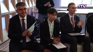 Видео