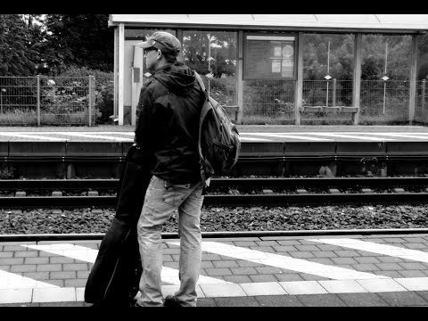 threeweeks...acoutic guitar "Tanglewood TW 15/NS"