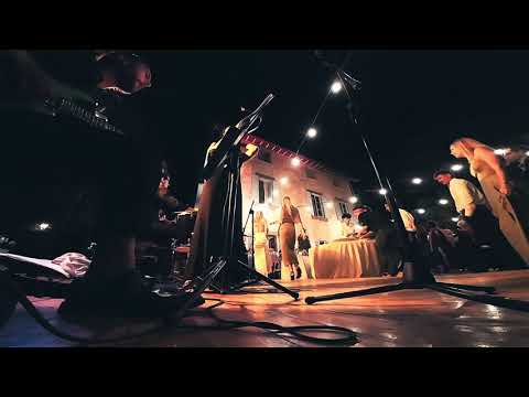 Italian Wedding Band Tuscany | “Mambo Italiano” Live at Wedding