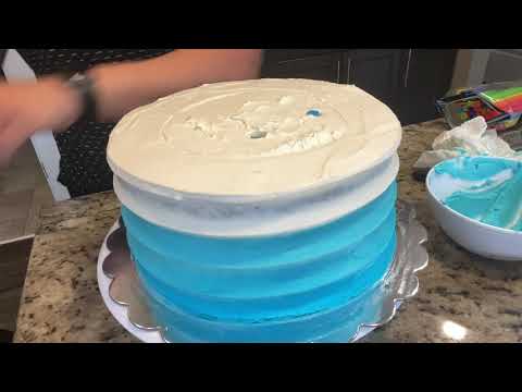 Decorating a Nautical Themed Cake