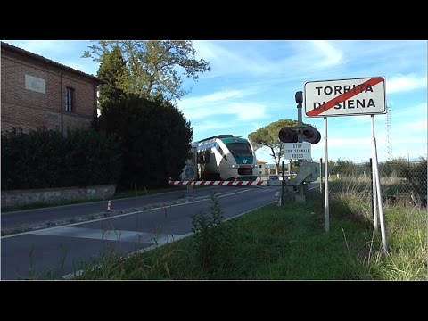 Passaggio a Livello Torrita di Siena/ Passage a niveau/Level Crossing/Bahnübergang/ Spoorwegovergang