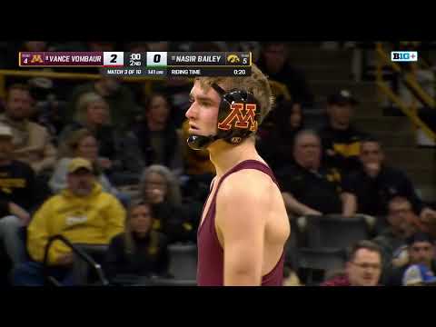 141 lbs: Minnesota's Vance VomBaur vs. Iowa's Nasir Bailey | Minnesota Wrestling