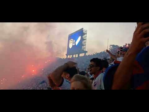 "Recibimiento  C.N.de F." Barra: La Banda del Parque &bull; Club: Nacional &bull; País: Uruguay