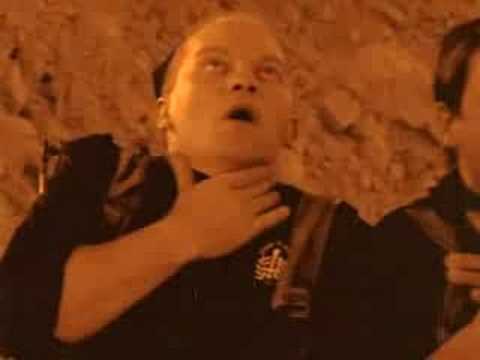 Fascisti su Marte: l'atterraggio