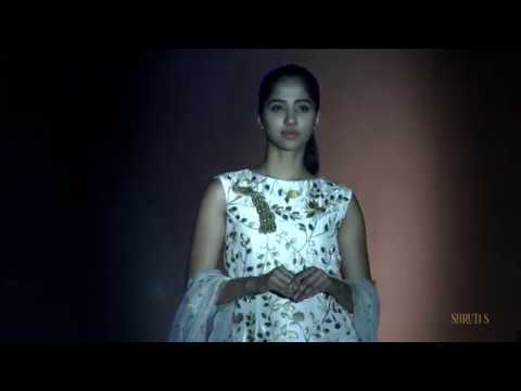 Bridal Wedding Dress Store portfolio by Shruti S in Panchkula - Photo 2