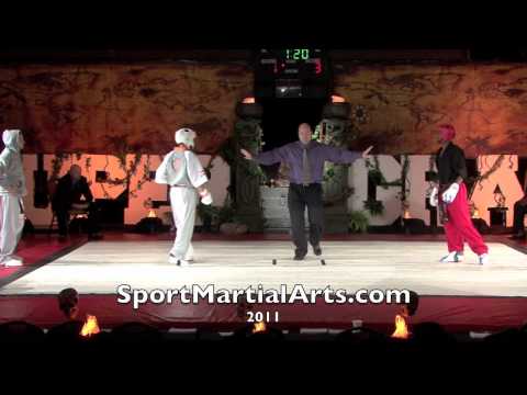 2010 NBL Supergrands - Sean Arceo v Leautry Bruner