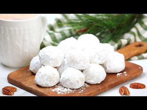 Holiday Snowball Cookies | Easy Delicious Christmas...